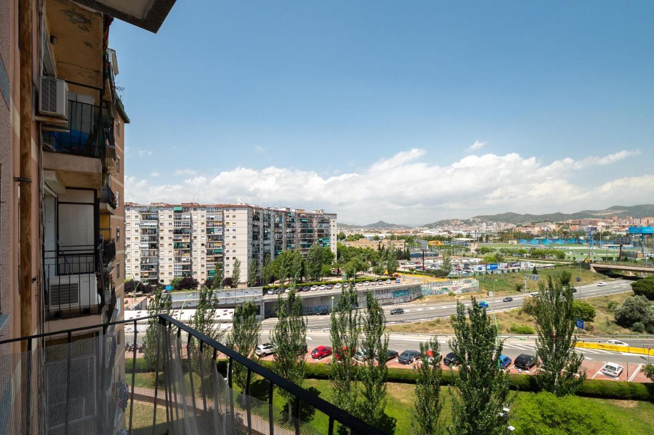 Lovely Apartment Barca 2 Сан-Адриан-де-Бесос Экстерьер фото